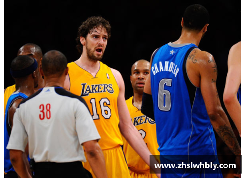 JN江南体育湖人对开拓者：NBA夏季联赛精彩对决回顾 - 副本
